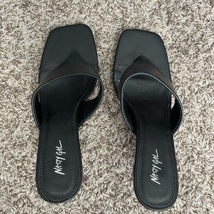 Nasty gal heeled slippers or sandals